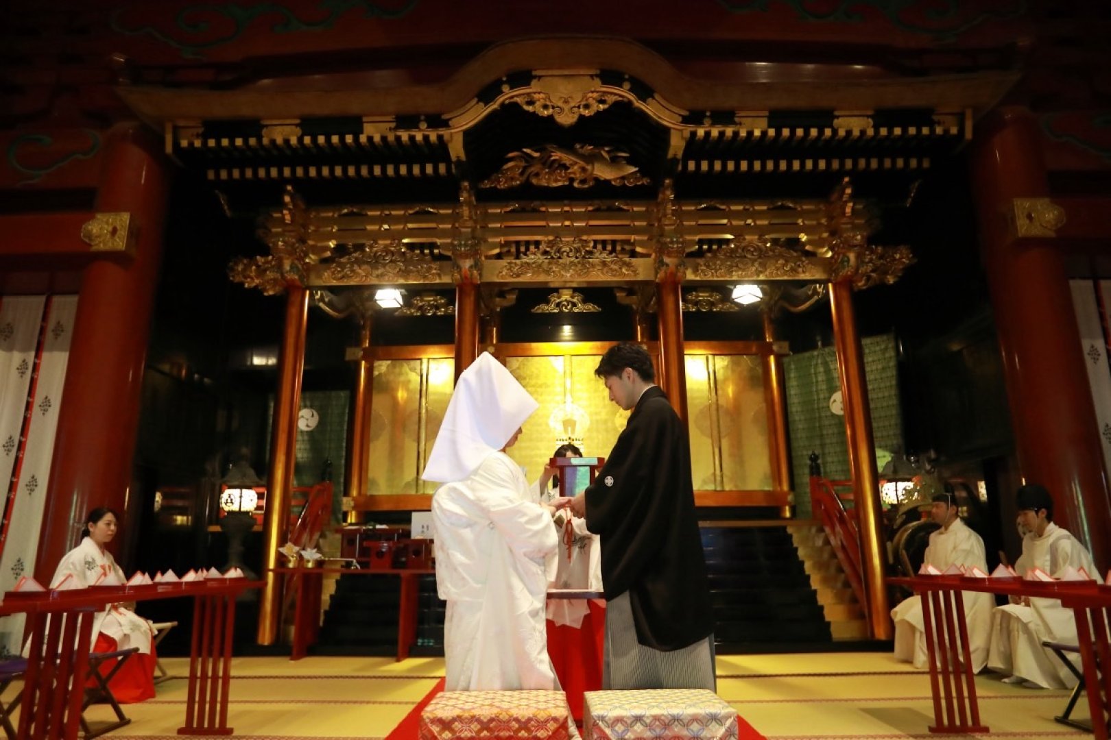 出羽三山神社和装結婚式の様子