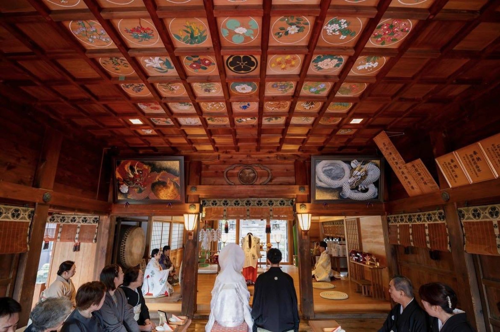 荘内神社和装結婚式の様子