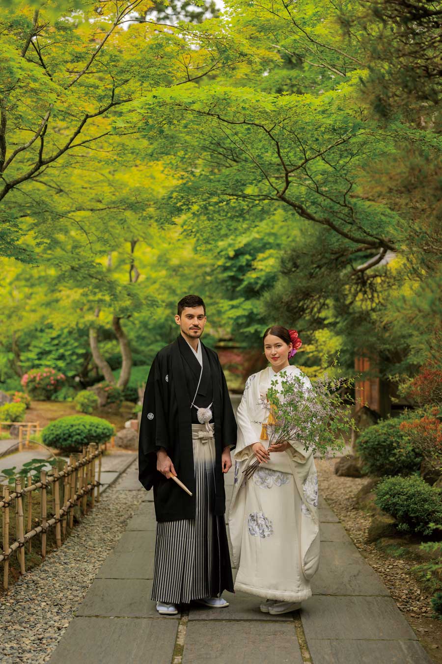 Bride and groom at Entsuin