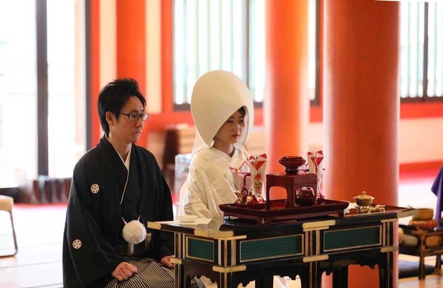 Motsu-ji Bride and Groom