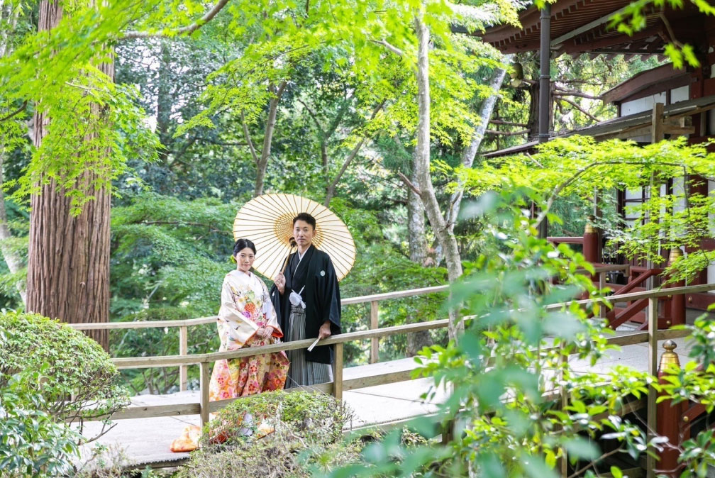 Chuson-ji Bride and Groom